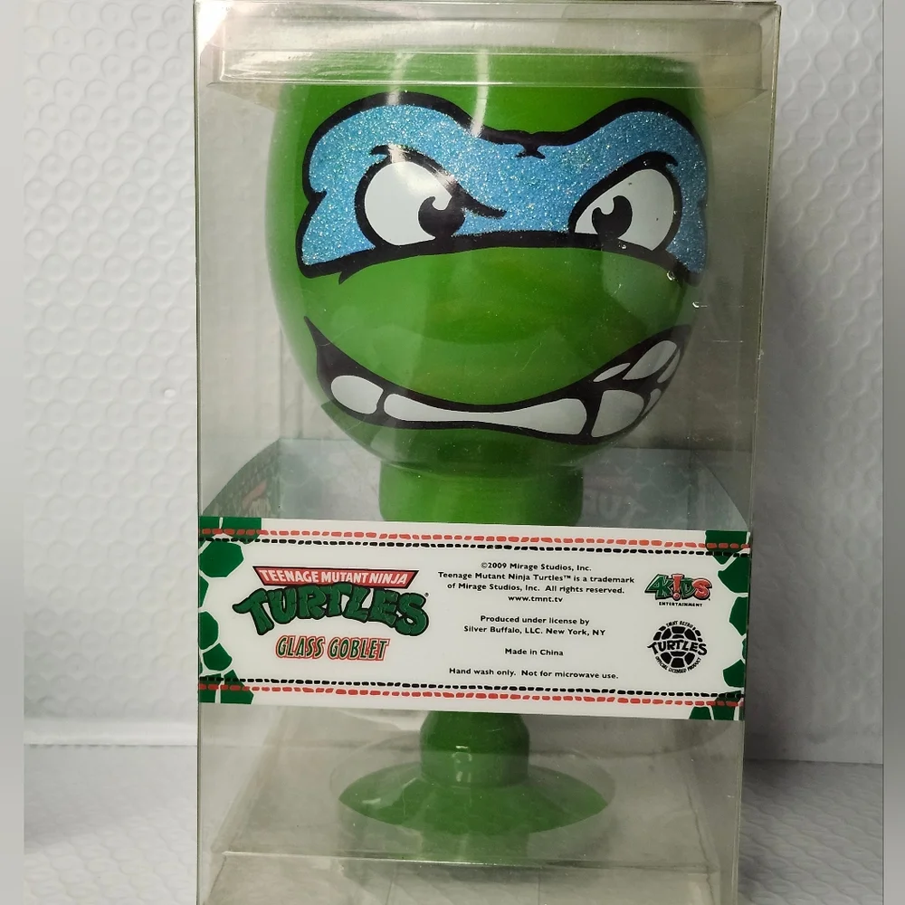 Teenage Mutant Ninja Turtles (TMNT) Leonardo glass goblet from 2009